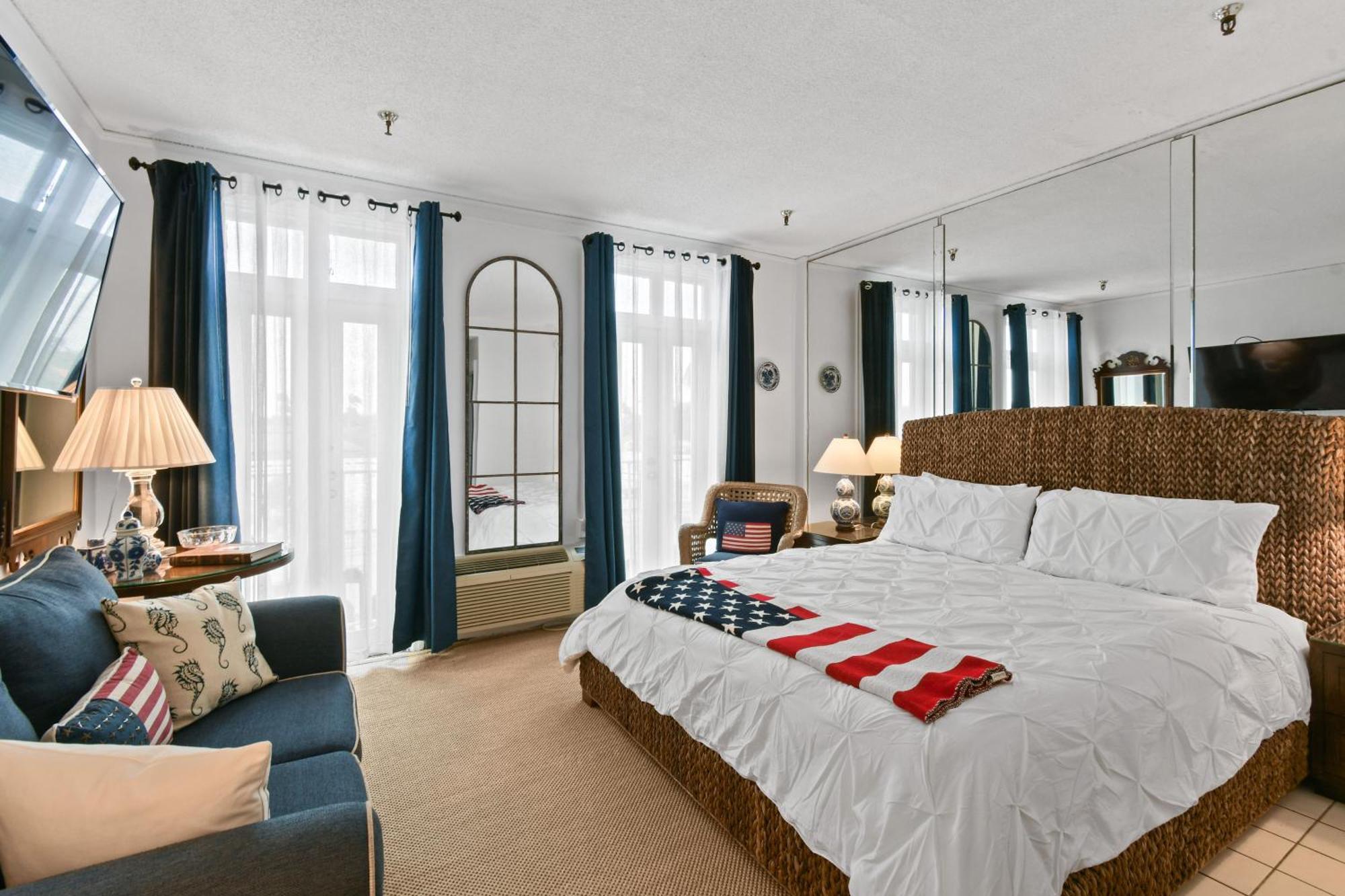 Orchid Suites - Historic Palm Beach Hotel Condominium Экстерьер фото