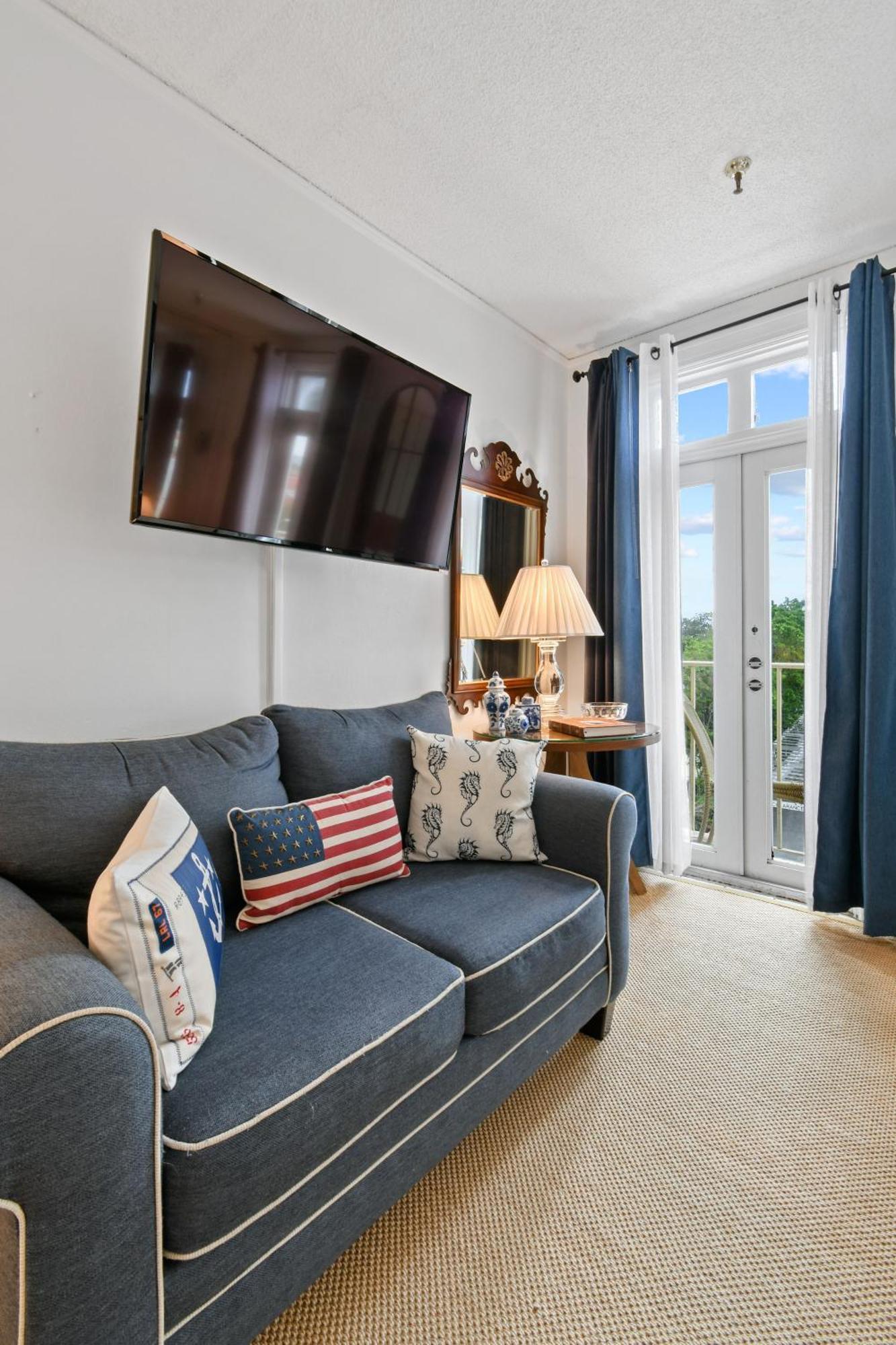 Orchid Suites - Historic Palm Beach Hotel Condominium Экстерьер фото