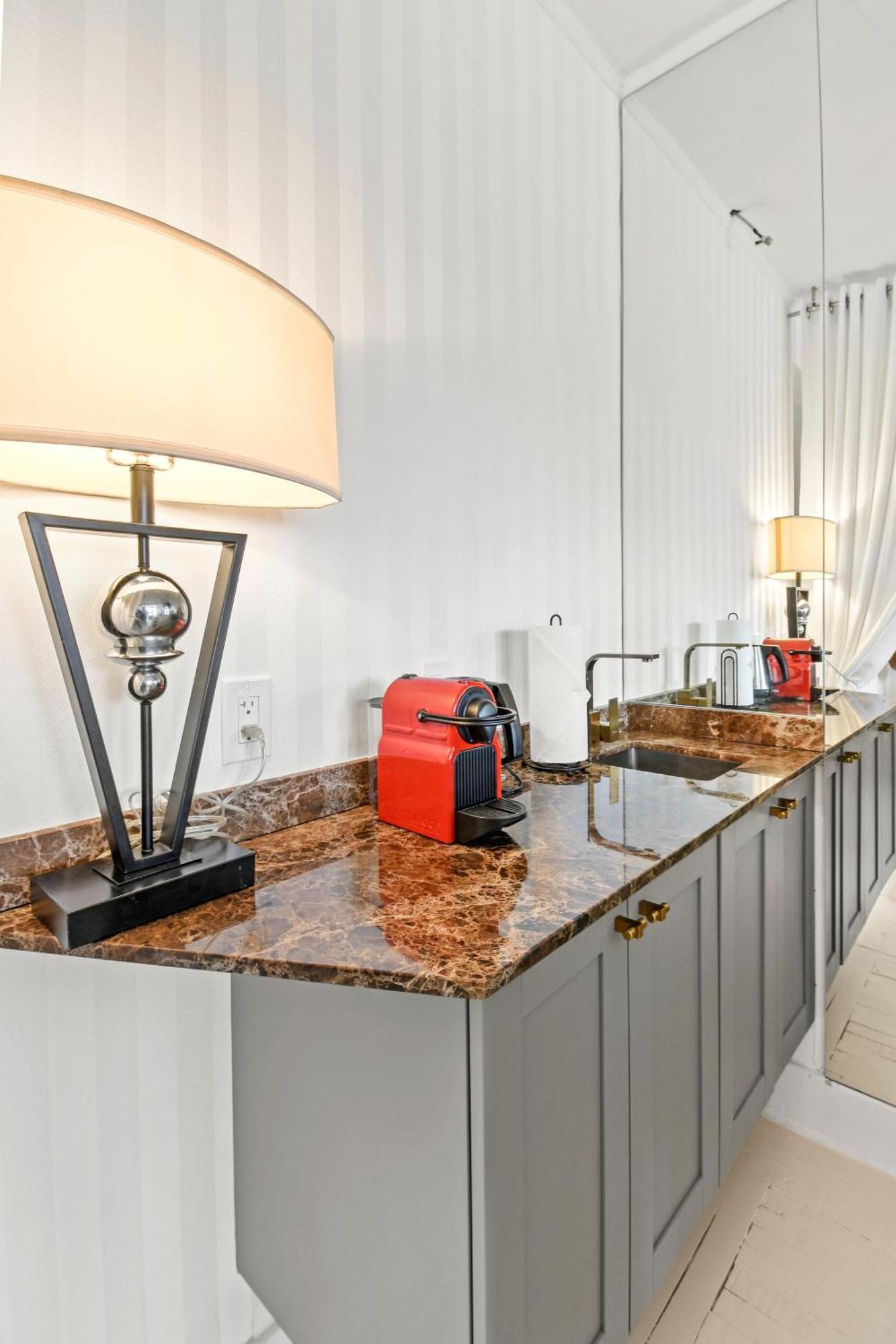 Orchid Suites - Historic Palm Beach Hotel Condominium Экстерьер фото
