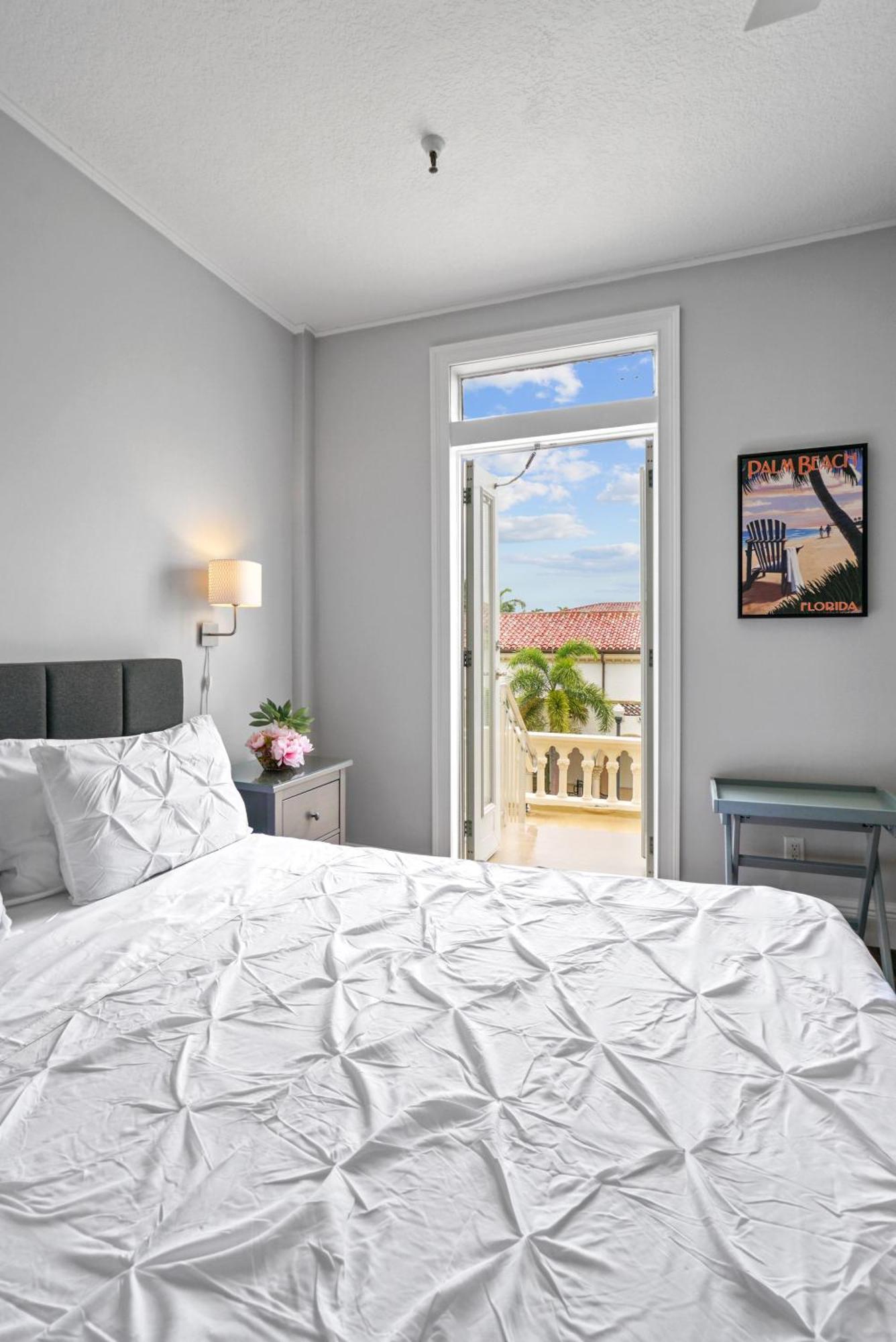 Orchid Suites - Historic Palm Beach Hotel Condominium Экстерьер фото