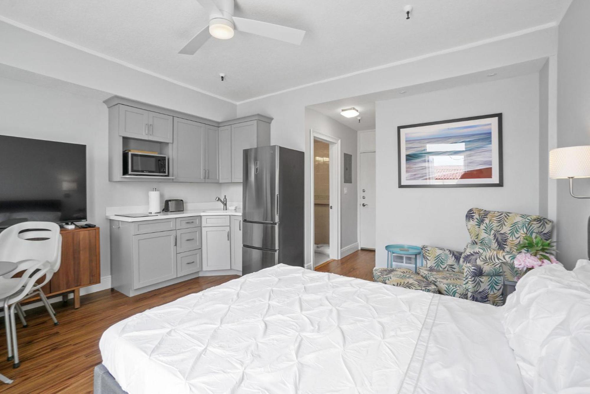 Orchid Suites - Historic Palm Beach Hotel Condominium Экстерьер фото